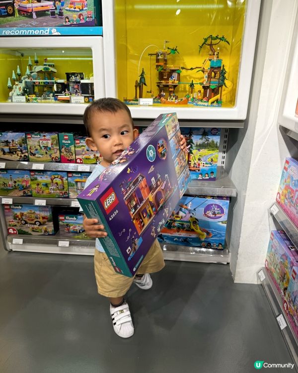 👶🏻見到心愛玩具寶寶勁興奮😆🤣🤩