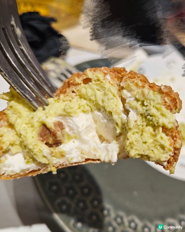 美食推薦👍 PAIN CHAUD百丘✨必食開心果泡芙😍