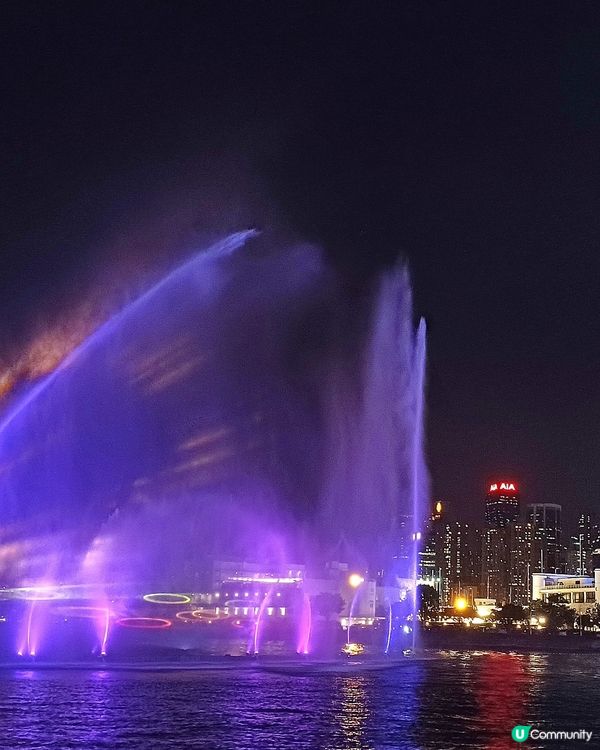 香港首個大型海上水幕光影之旅 — 特色匯演暨嘉年華」