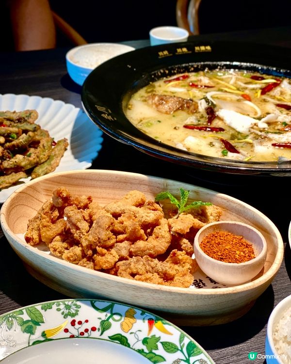 ✨深圳🇨🇳-⚠️💬招牌老坛酸菜魚⁉️💢竟然有不辣口味⁉️📣見內文🔍