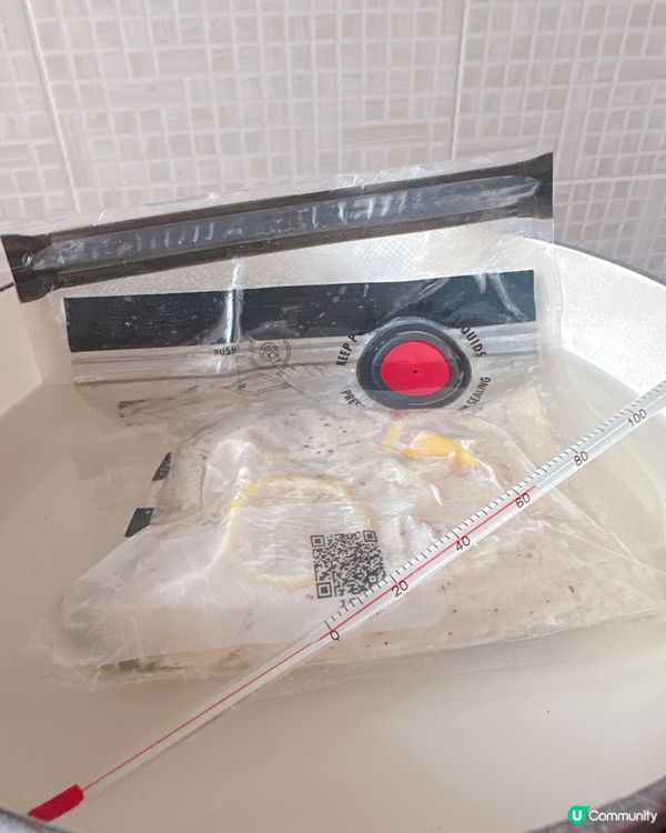 慢煮黑椒檸檬雞胸😋  簡單易做，冇慢煮機都得！