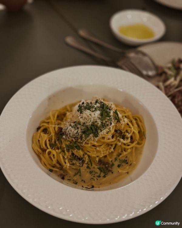 🖤🤍排隊快兩小時最近很火的 ◜ PECORINO ◞ ෆ​ 