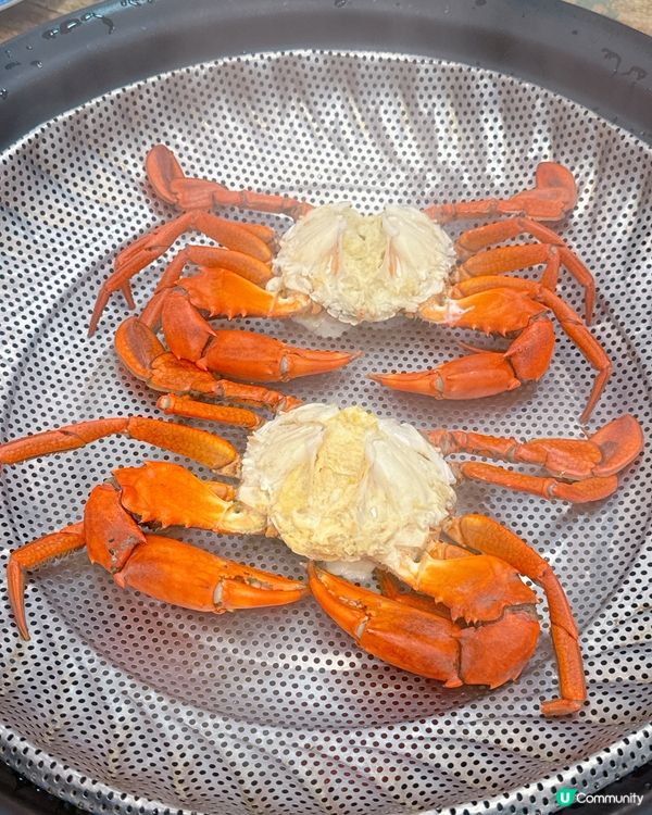 蒸氣火鍋海鮮宴 🦀🥢  
小漁港海鮮舫，鮮味爆發！