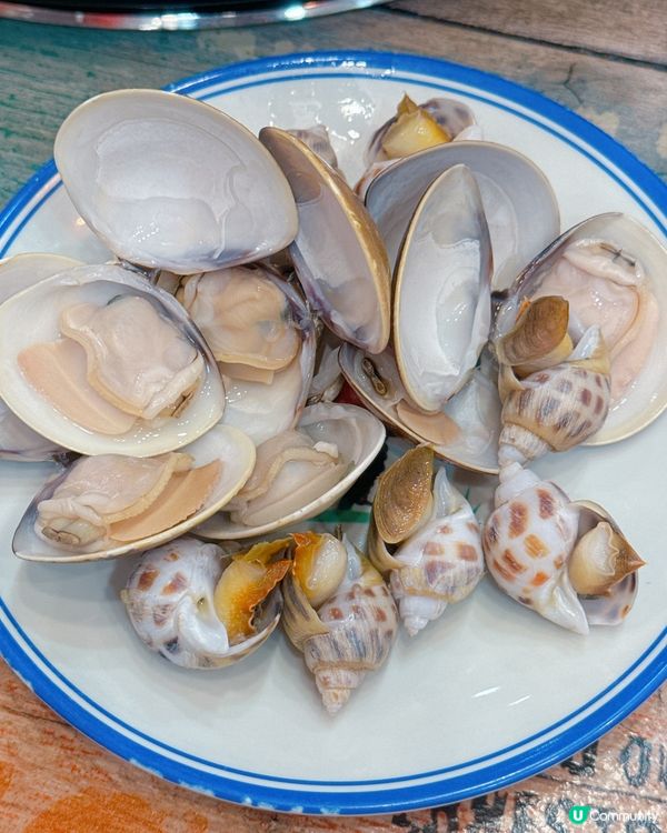 蒸氣火鍋海鮮宴 🦀🥢  
小漁港海鮮舫，鮮味爆發！