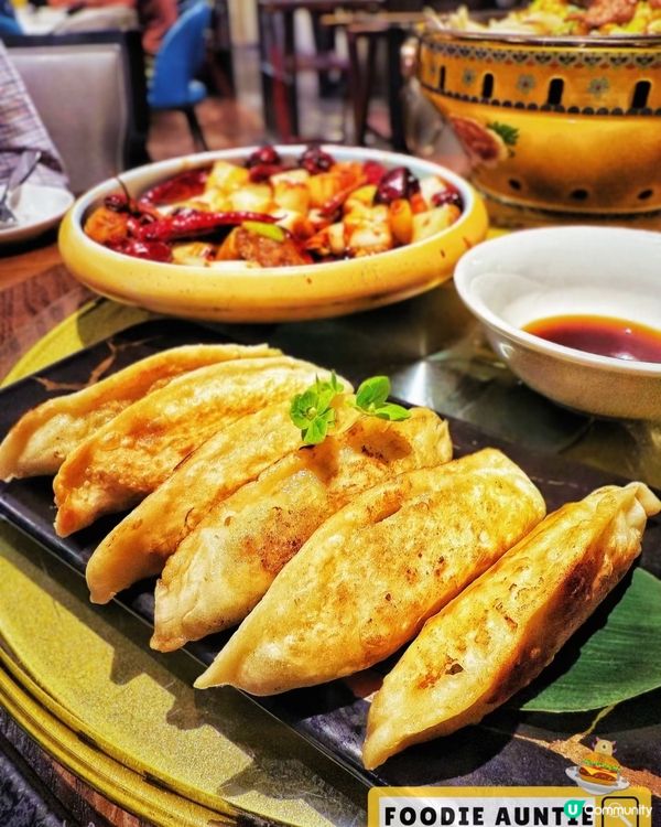 👽 食神大媽《尖沙咀｜馳名無敵大海景京府菜餐廳》