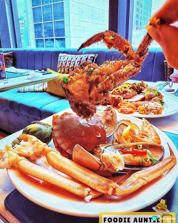 👽 食神大媽《中環｜超豐盛多樣海鮮自助BRUNCH》