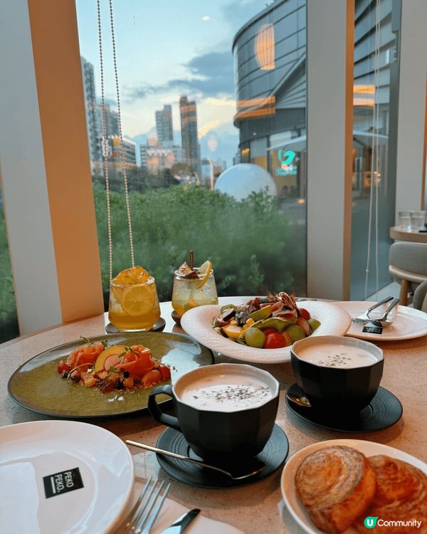 元朗新開商場 Yoho Mix，初次到訪第一時間當然係覓食。...