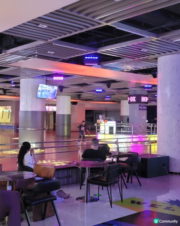 深圳HOP-DX潮玩運動街區