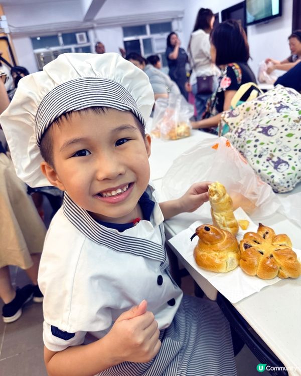 參觀多多美麵飽西餅公司及整麵包