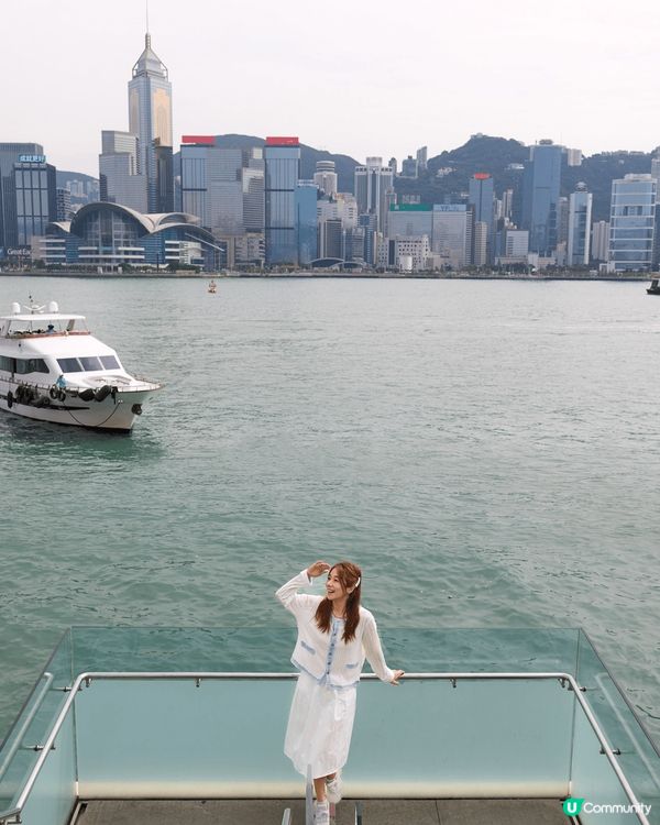 打卡熱點，香港的尖沙咀真的很美！ 誠品書店有個隱藏的打卡靚位...