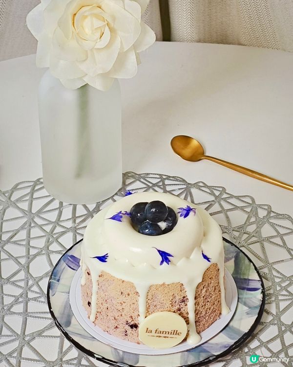 講起經典港式甜品💜會唔會諗起靚靚嘅生日蛋糕呢?跟閨蜜寶寶慶祝...