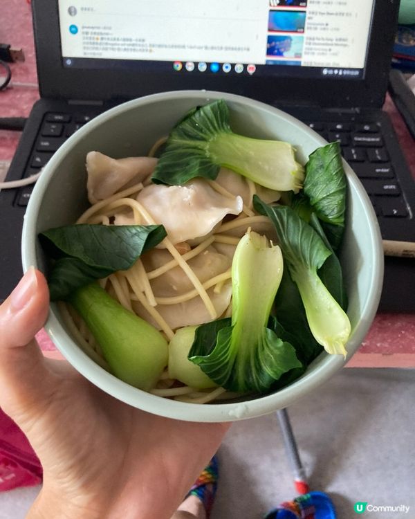 ## 惠康抵食餃子🥟$8搞掂午餐😋