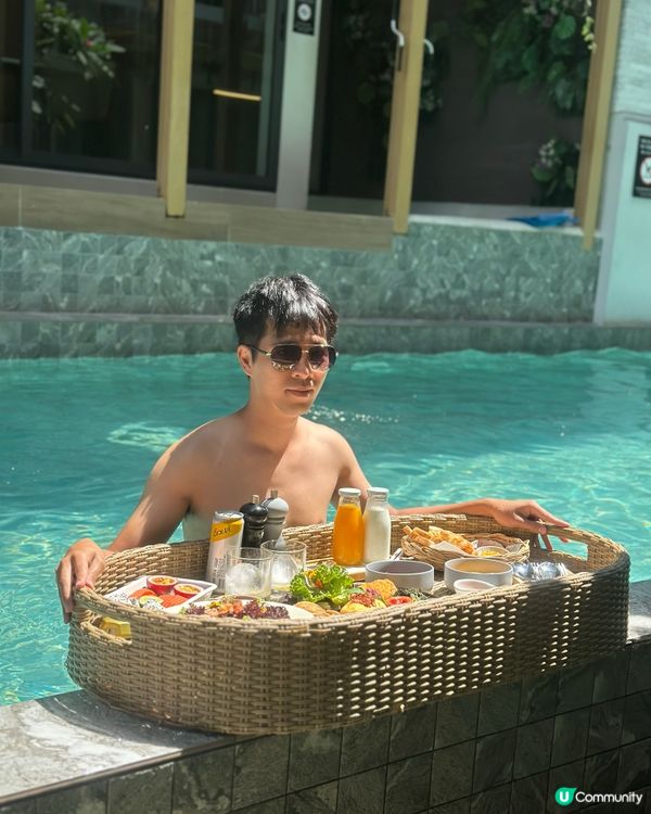 曼谷市內罕有漂浮早餐酒店🏨