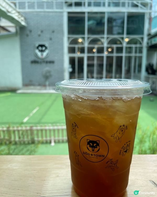 曼谷市內狗狗 Cafe