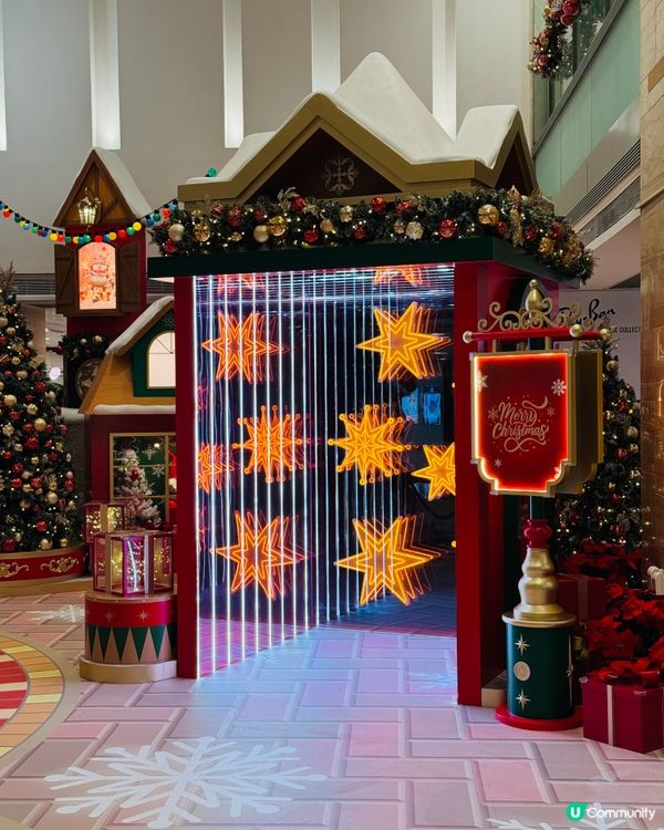 各大商場已經準備好為大家迎接聖誕｡德福廣場換上聖誕老人村佈置...