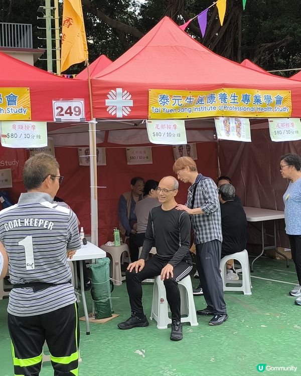 明愛賣物會，義工變消費