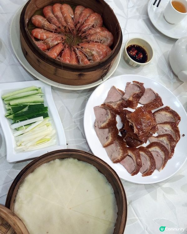 平日同家人食晚飯，有魚有菜有肉，兩個雜菜煲勁足料，小炒王很好...