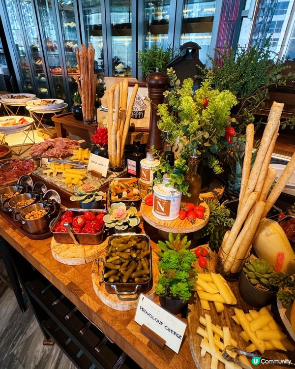 蘭桂坊海鮮自助餐🦞  週末食好西！