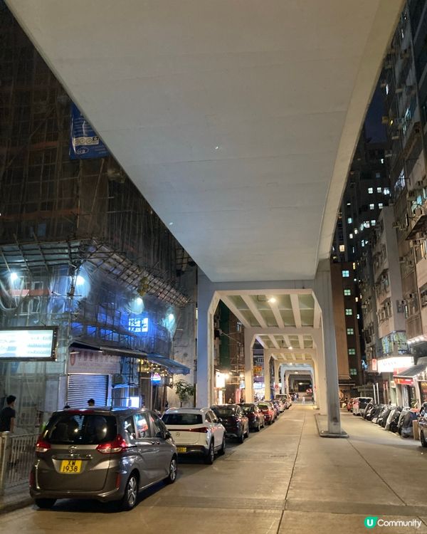 ## 銅鑼灣夜色🌃，慢活香港🚶‍♀️🚶‍♂️