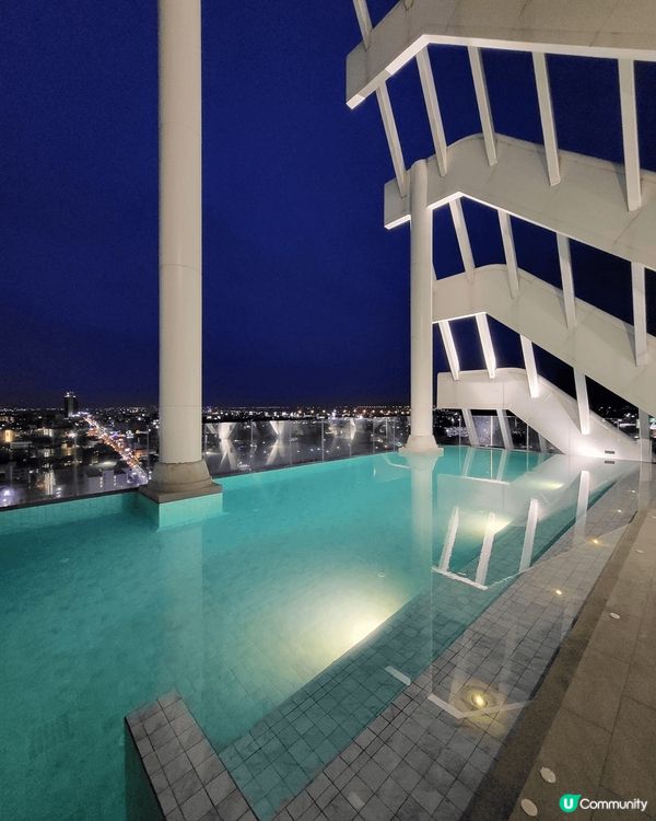 Arbour Hotel and Residence 的日與...