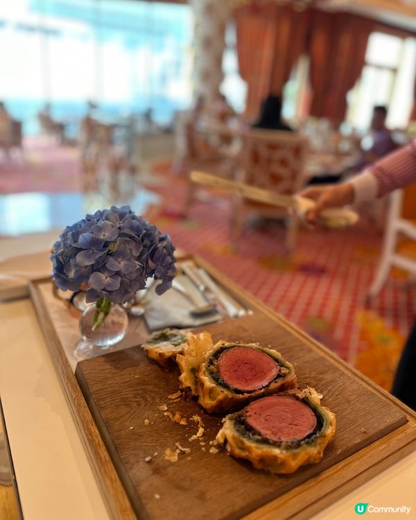 澳門永利皇宮咖啡苑打卡 👑  
金碧輝煌，嘆冷氣睇噴泉表演⛲️