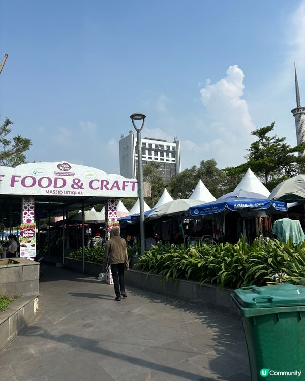 雅加達必去朝勝清真寺🕌