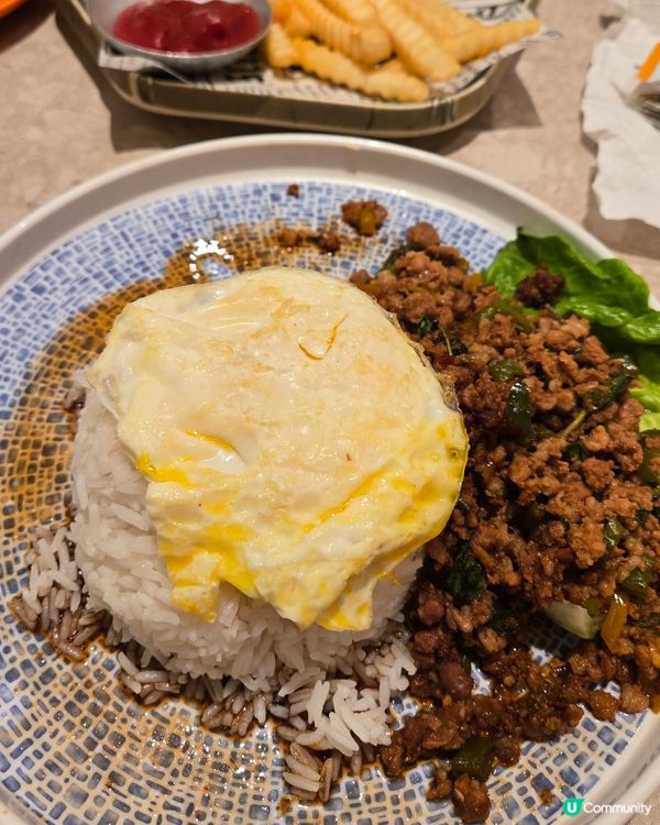 泰式辣肉碎煎蛋香米飯