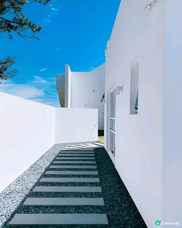 韓國浦項Auspice Coffee 面向開揚海景，從外到內...