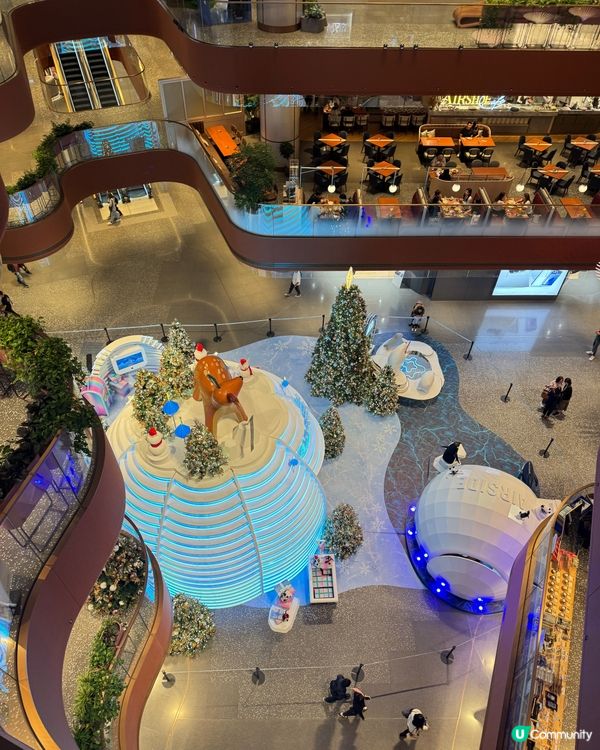 位於啟德站Airside ,今個聖誕迎來企鵝兵團,滿滿都是北...