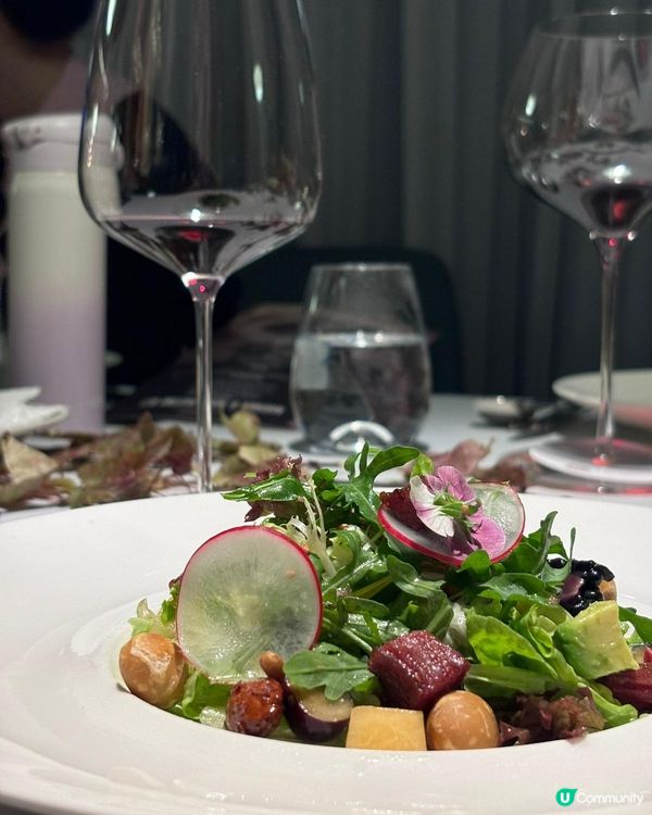 深圳必食牛扒🍷  
深圳灣邊優雅餐廳，牛排紅酒品鑒會！🤤