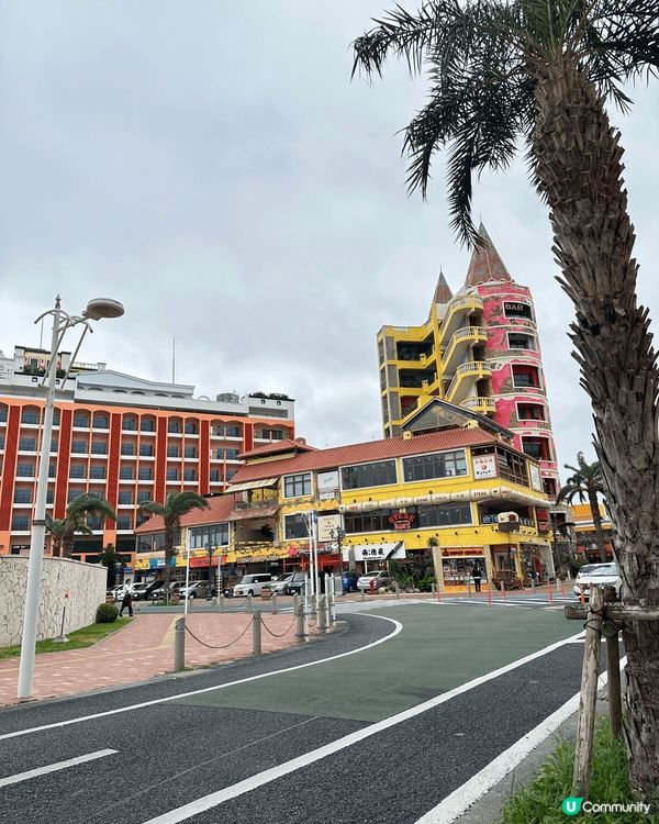 沖繩既美國村，色彩繽紛，而且童話世界既感覺，值得黎影相打咭留...