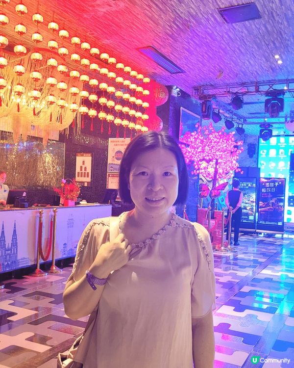 深圳皇室派對卡拉ok, 4小時自助餐及唱歌，非常好玩！