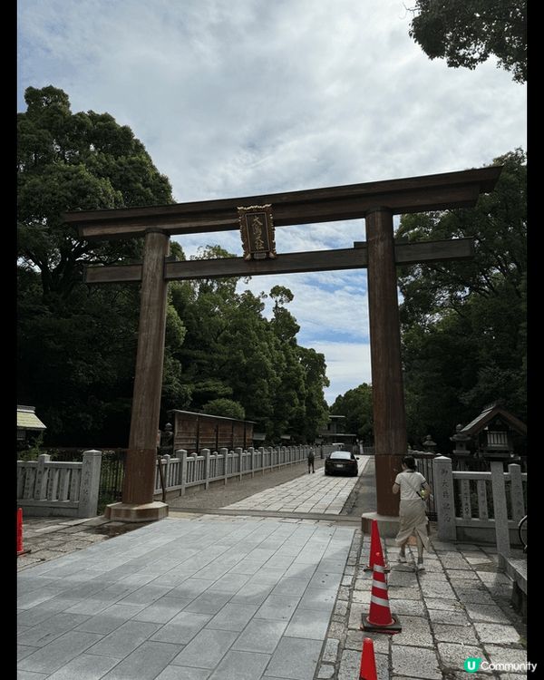 相傳供奉的神明大和武尊去世後他的靈魂化作天鵝停留在大鳥的土地...