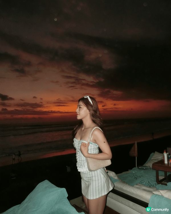 這個地方是峇里島的照片記錄展示了我上山下海的記錄，展示了從日...