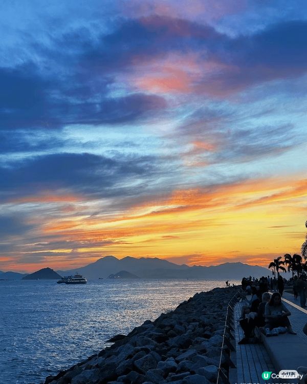 西九海滂真係一個好值得去既地方，好好去Chill一下，好多朋...