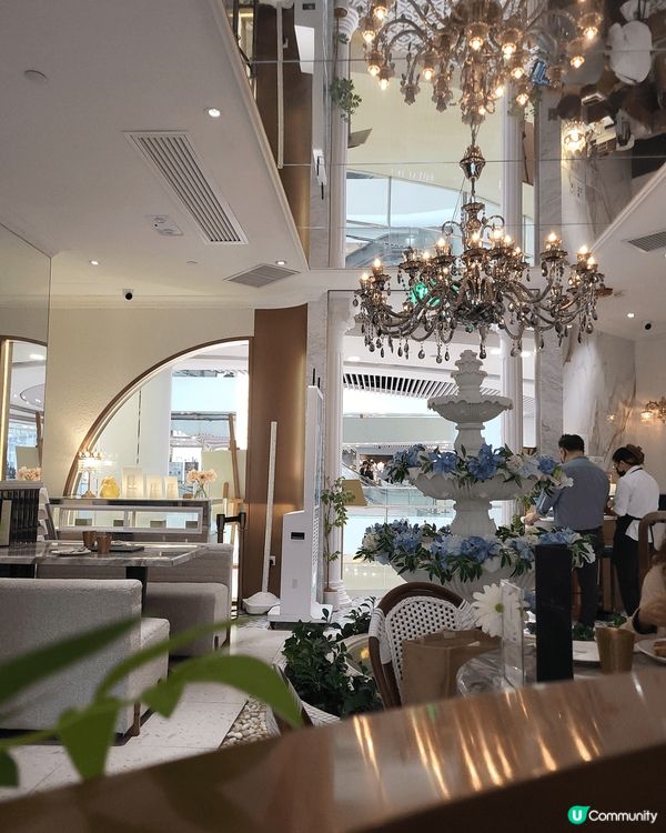 最近去左食一間位於銅鑼灣既cafe，brunch食會平d，估...