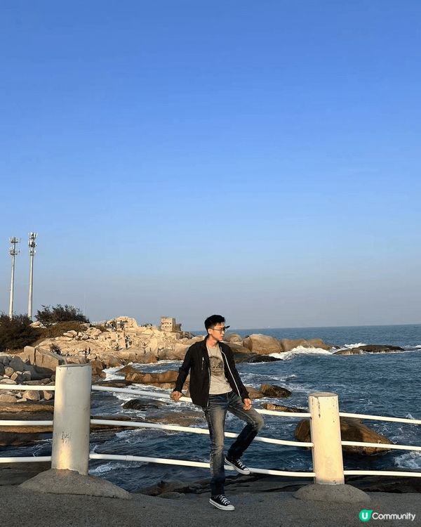 這是位於深圳汕尾的熱門地點，鳳山媽祖像，紅海灣。沿途景色優美...