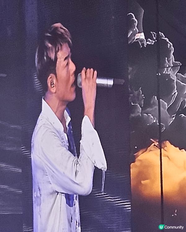最近睇了郭富城演唱會，我好難先搶到的，至愛城城?～?
