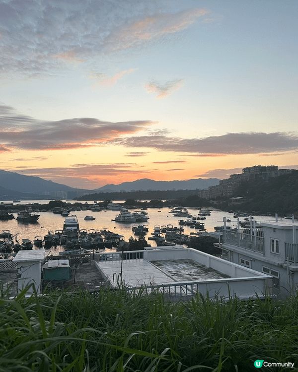 1張來自大埔三門仔，可以欣賞日落景色。另外2張來自日本，相片...