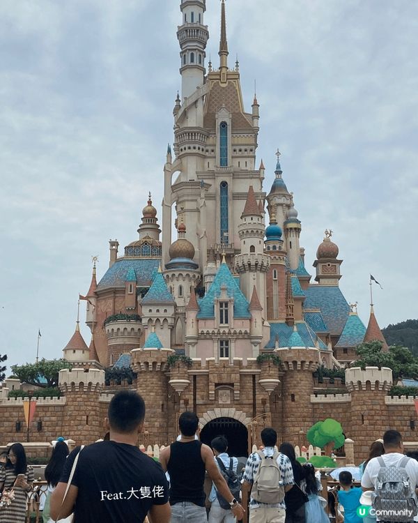 去迪士尼最喜愛?3個打卡景點，夜晚既城堡好浪漫，早上既城堡好...