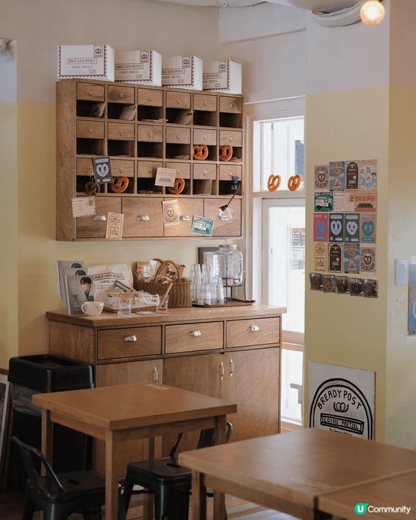 弘南洞的 Breadypost 是首爾最近新興的打卡麵包店,...