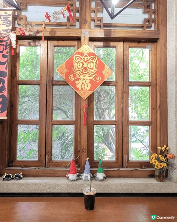 ??去?深圳南頭古城，入面?得coffee 好正，到處都係打...