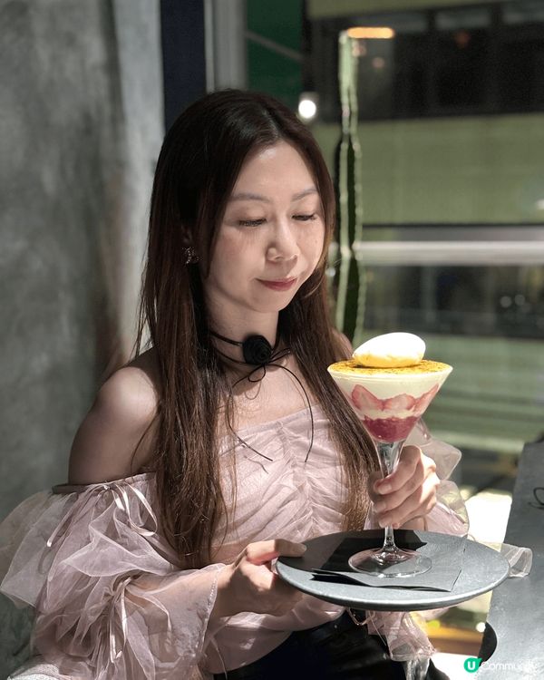 ??去?日本旅行，仲睇到富士山，同埋食?好多靚靚甜品，超級開...