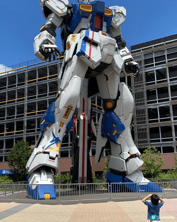 福岡是個親子旅遊的好去處，有令小朋友大開眼界的動物園，亦有大...