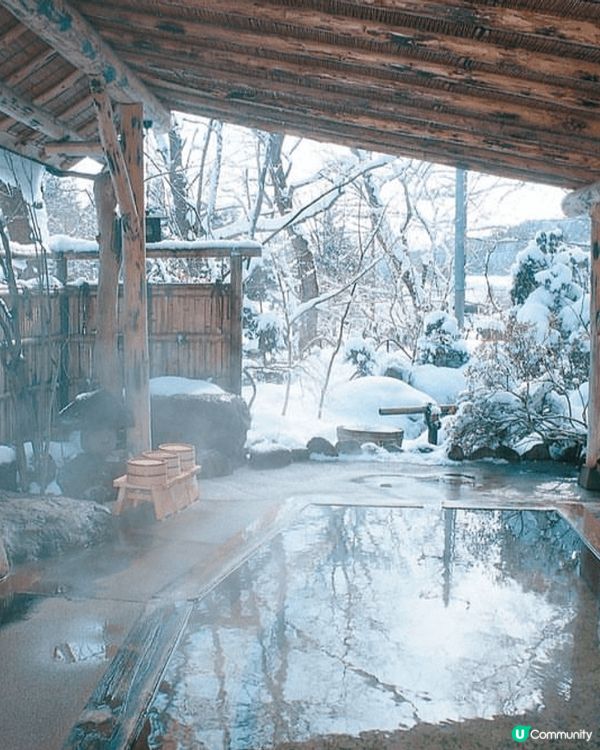 日本擁有四季的自然之美，春天的櫻花、夏天的煙火、秋天的紅葉、...