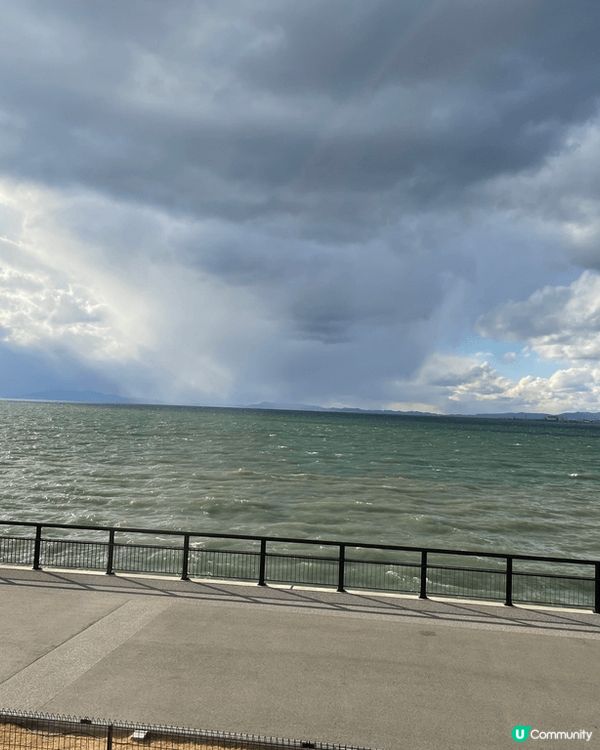 美麗景色，令人感到輕鬆愉快。心情愉快