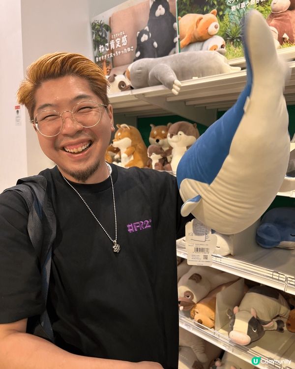 十分喜愛迪士尼，想和另一伴一起到樂園遊玩，創造美好回憶