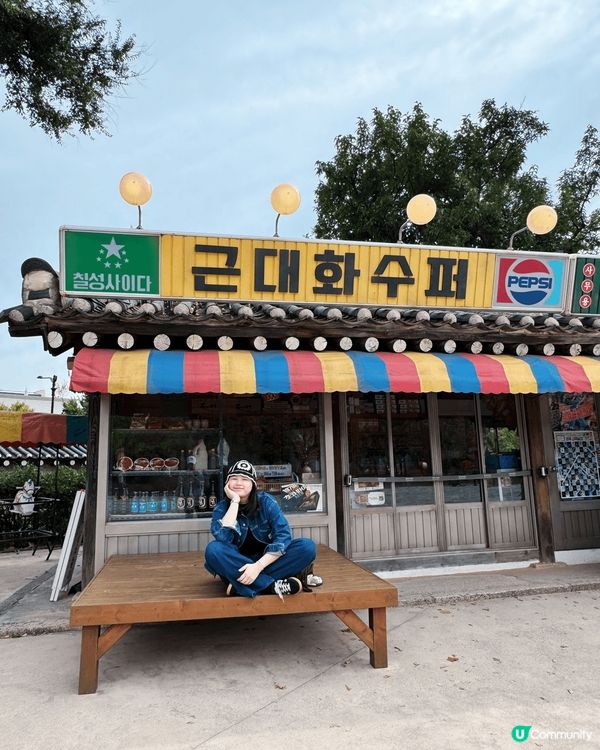 這??是首爾景福宮旁的國立民俗博物館中的一個小展區，講述韓國...