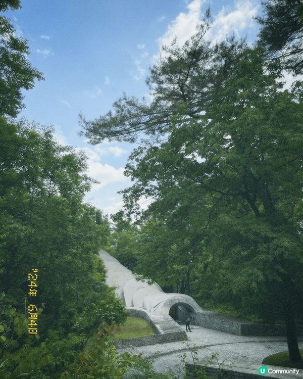 輕井澤的教堂十分之有名，石之教堂一直是我夢想於不久將來舉行婚...