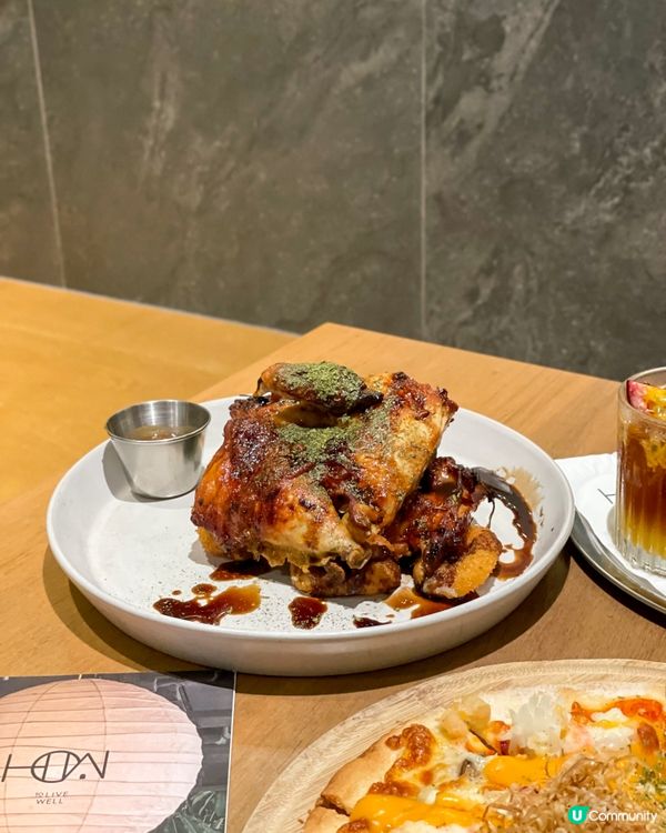 荃灣｜木系舒適cafe。HOW to live well